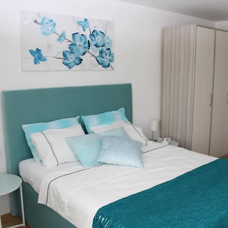 Olad Riverview Townhouse *