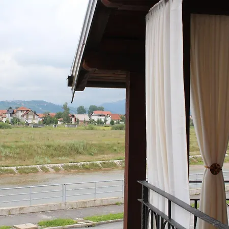Olad Riverview Townhouse Holiday home *