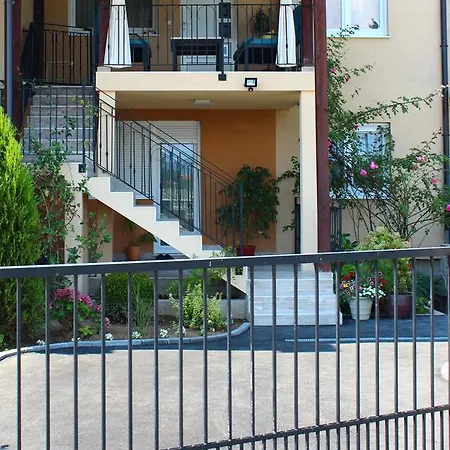 Olad Riverview Townhouse Sarajevo